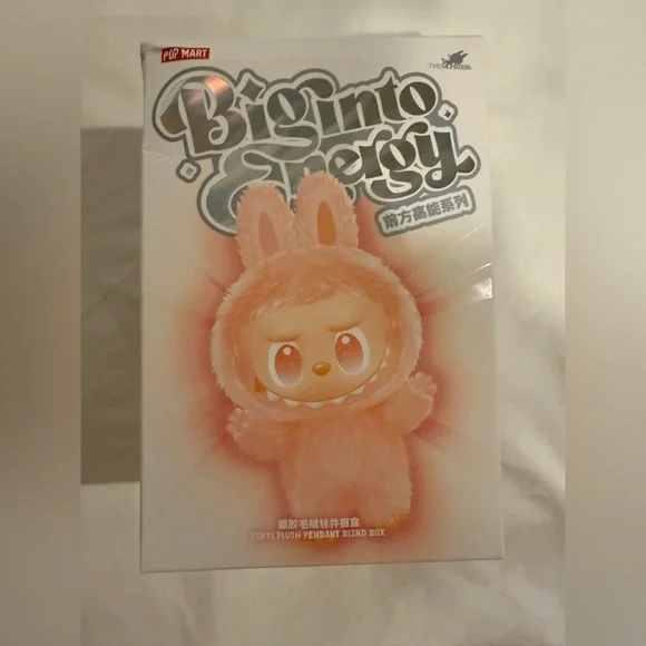 Pop Mart The Monsters Big Into Energy Hope Labubu Plush Pendant Keychain - Picture 2 of 9